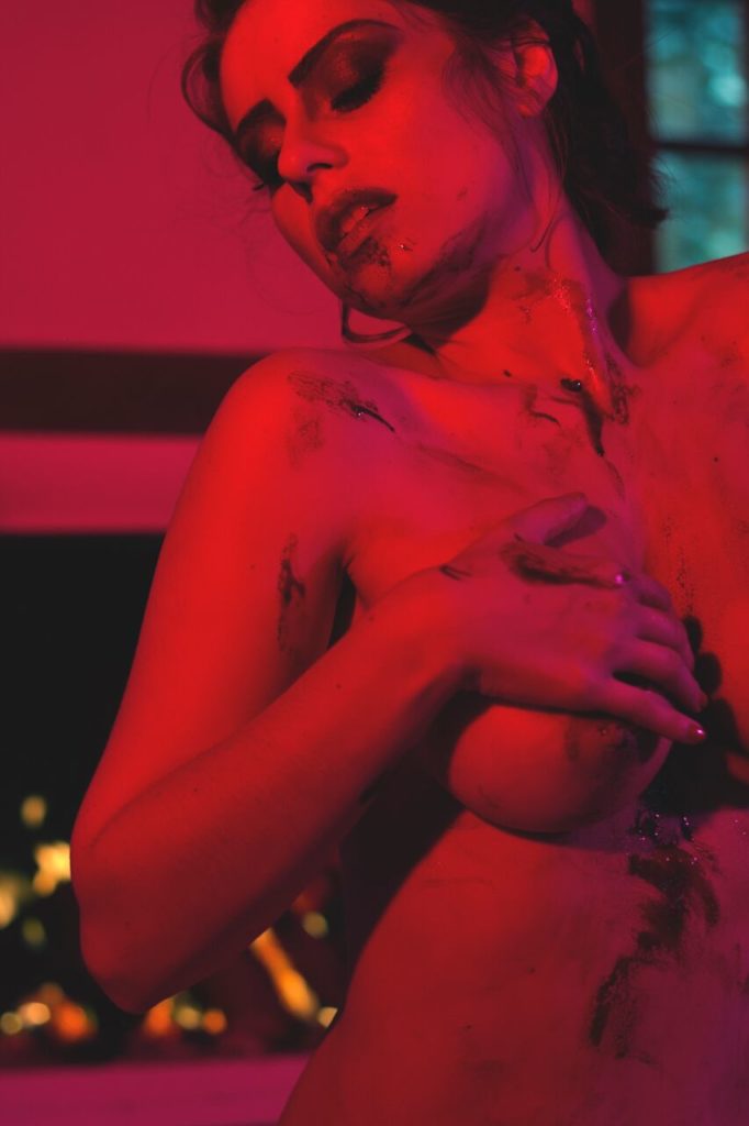 Xgirl Larissa Maxine, a mulher Diabo